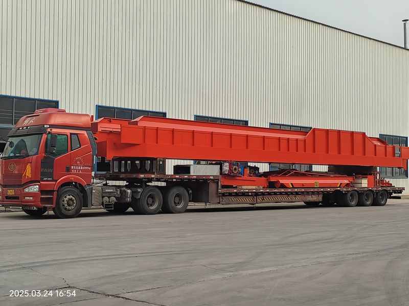 通用橋式起重機(jī) QDXX32/5t—19.5m 電動(dòng)單梁橋式起重機(jī) 2臺(tái) LD10t—16.5m 制作完成，發(fā)往河北石家莊交付客戶使用。